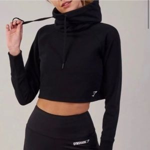 Gymshark black cropped sweatshirt